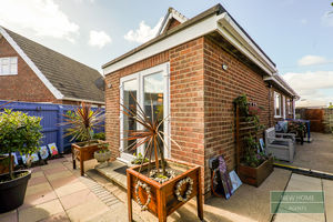 Photo 8- click for photo gallery